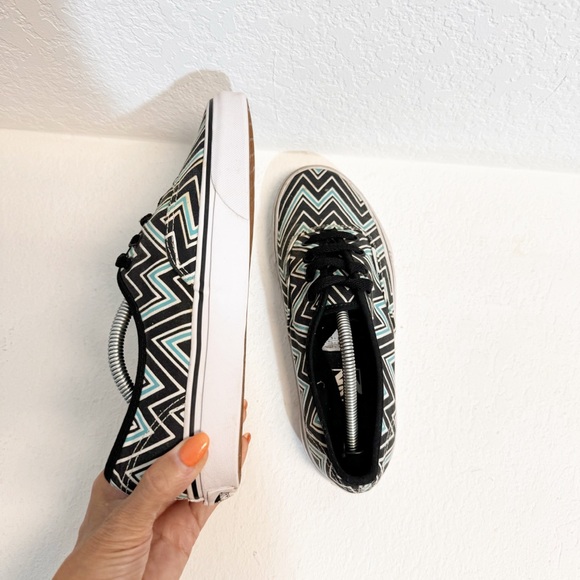 Vans M5.5 W7 Aqua Black White Stripe Low Classic Sneaker M5.5 W7 - Picture 4 of 7